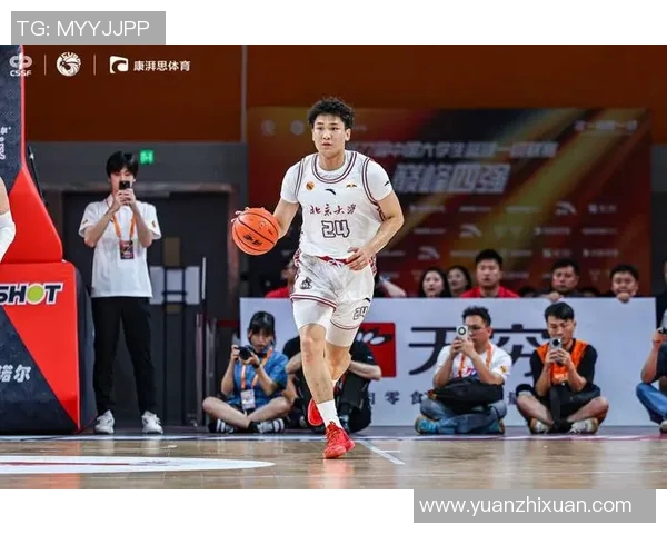 上海男篮全运赛场对决北京队展现篮球激情与实力较量