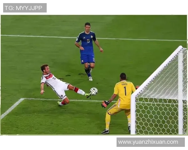 回顾98年足球盛宴那些闪耀的明星与经典瞬间